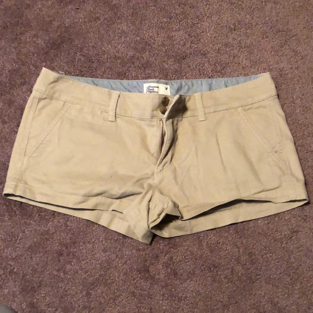 American Eagle khaki shorts